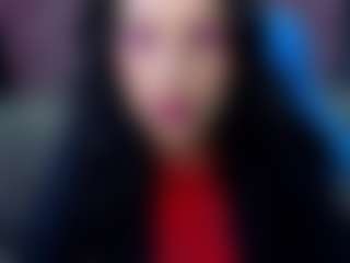RoxxeMilf's Live Sex Cam Show