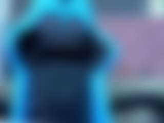 RoxxeMilf's Live Sex Cam Show