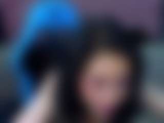 RoxxeMilf's Live Sex Cam Show