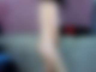 RoxxeMilf's Live Sex Cam Show