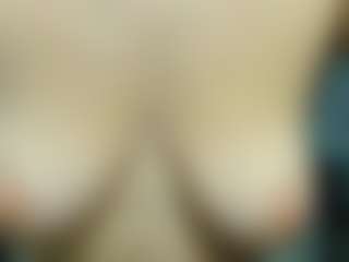 Sophie-r1's Live Sex Cam Show