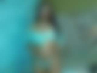 Live-camshow met Valentina-r1 - New Brown Eyes op Camsoda