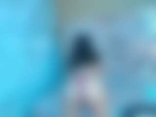 Live cam show with Valentina-r1 - Skinny on Camsoda