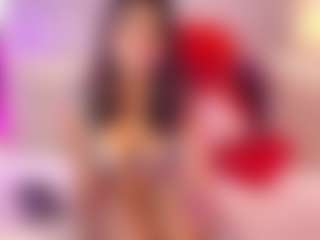 Live cam show with CelesteMorel - Average on WildCum