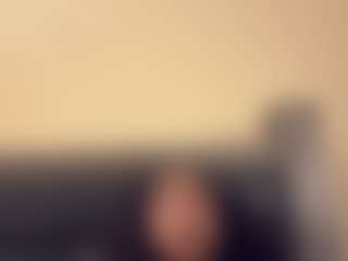 ellewetands's Live Sex Cam Show
