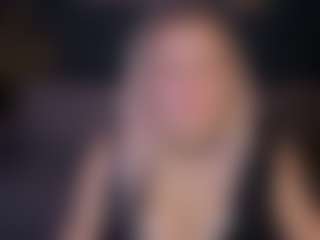 Live cam show with Kira-Star22 - Gray Eyes on Camsoda