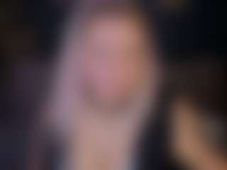 Live cam show with Kira-Star22 - New BBW on WildCum