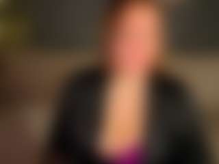 Live cam show with Kira-Star22 - Blonde Hair Curvy on Camsoda