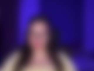 Live cam show with DeborahSanfiorenzo - Joi on Camsoda