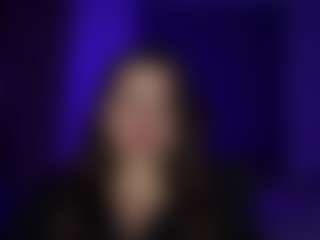 Live cam show with DeborahSanfiorenzo - Joi on Camsoda