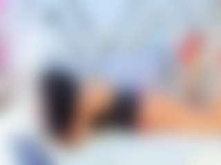 Live cam show with delapoemia - Smoking on Dare Cams