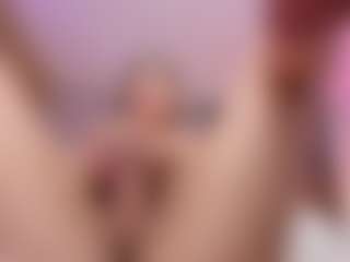 Ellen Daniels's Live Sex Cam Show