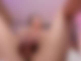 Ellen Daniels's Live Sex Cam Show