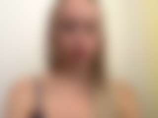 Live-Cam-Show mit MicaSparlin - Rubia auf Camsoda