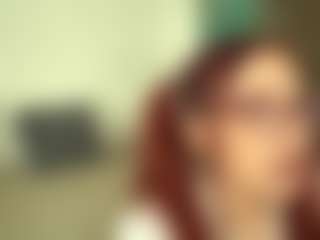 RedheadKittyy's Live Sex Cam Show
