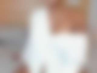 ateneaalux's Live Sex Cam Show