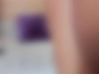 ateneaalux's Live Sex Cam Show