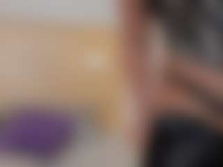 ateneaalux's Live Sex Cam Show