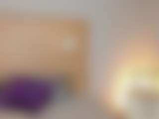 ateneaalux's Live Sex Cam Show