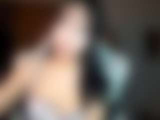 EssieWalliser's Live Sex Cam Show