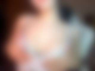 Live cam show with EssieWalliser - BBW Teen (18+) on Camsoda