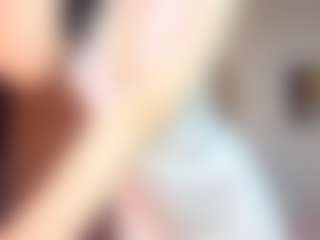 EssieWalliser's Live Sex Cam Show