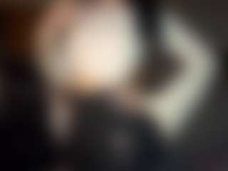 EssieWalliser's Live Sex Cam Show