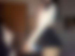 EssieWalliser's Live Sex Cam Show