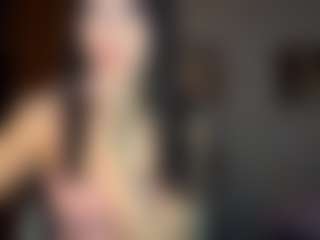 EssieWalliser's Live Sex Cam Show