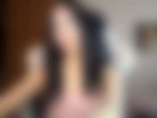 Live cam show with EssieWalliser - Spank Brown Hair on Soda Cam