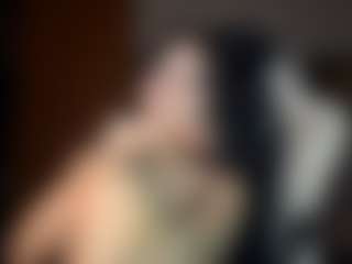 EssieWalliser's Live Sex Cam Show