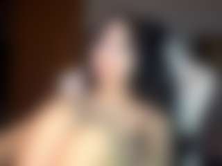 Live cam show with EssieWalliser - Brown Hair Petite on Camming Site