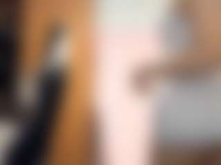 EssieWalliser's Live Sex Cam Show