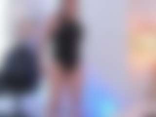 Mia Lens's Live Sex Cam Show