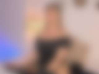 Live cam show with Mia Lens - Blonde Hair MILF on Camsoda