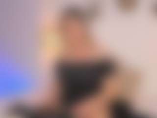 Mia Lens's Live Sex Cam Show