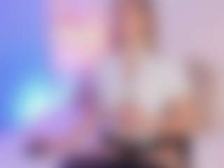 Mia Lens's Live Sex Cam Show