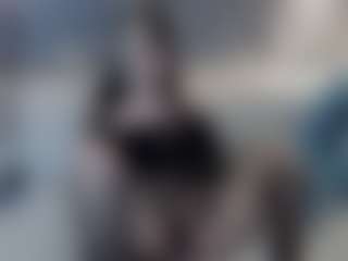 Live cam show with raven-t - Role Play on Camming Site