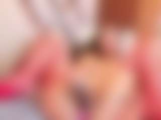 Taylor-Helly's Live Sex Cam Show