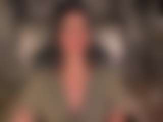 Live cam show with DevoraCross - Skinny on StripNow
