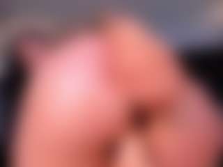 LuanaNakamura's Live Sex Cam Show