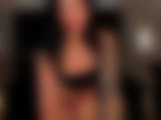 Live cam show with LuanaNakamura - New Tattoos on StripNow