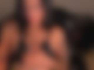 LuanaNakamura's Live Sex Cam Show