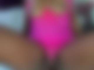 naomy-makani's Live Sex Cam Show