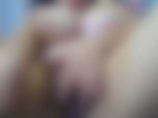 Zuri-ch's Live Sex Cam Show