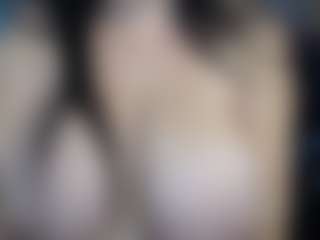 Live cam show with Zuri-ch - Dirty Talk on liverealitysex.com