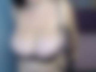 Zuri-ch's Live Sex Cam Show