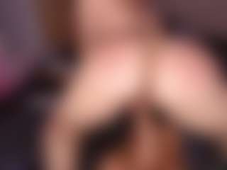 Live cam show with Kiara-Lopez - Brown Hair Teen (18+) on Camsoda