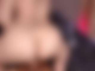 Live cam show with Kiara-Lopez - Brown Eyes Teen (18+) on Camsoda