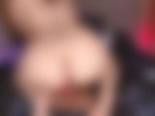 Live cam show with Kiara-Lopez - Fingers on live.xbliss.ai